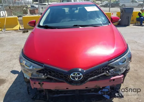 2018 Toyota Corolla Im z USA, uszkodzony, nr VIN JTNKARJE5JJ557708